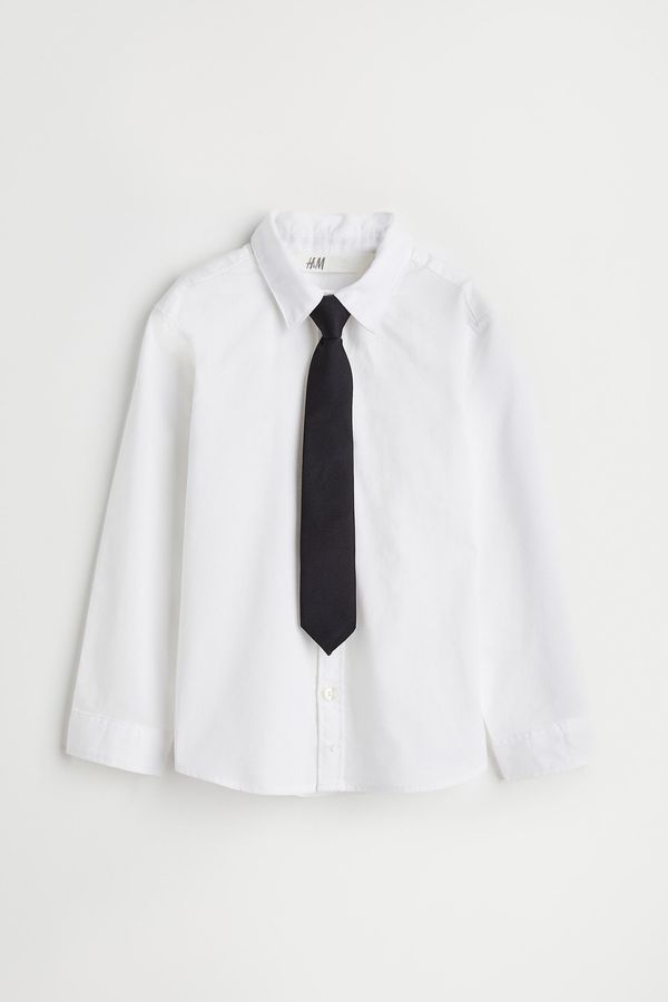 Camisa con corbata/humita