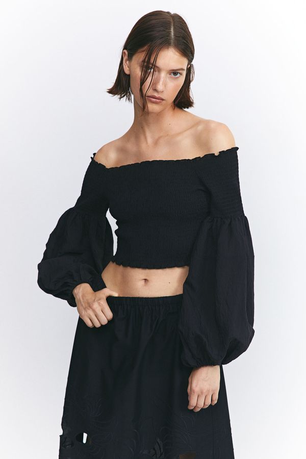 Top off-the-shoulder fruncido