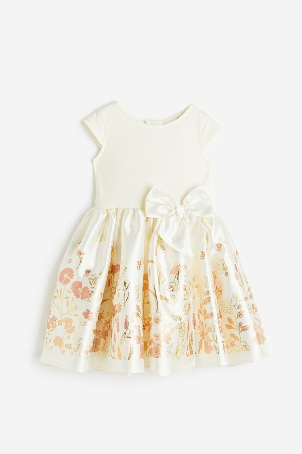 Vestido con vuelo