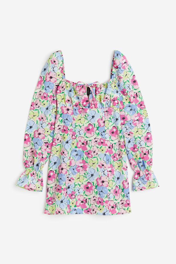 Vestido de crepé con manga globo