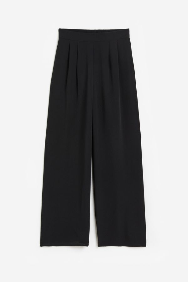 Pantalón amplio