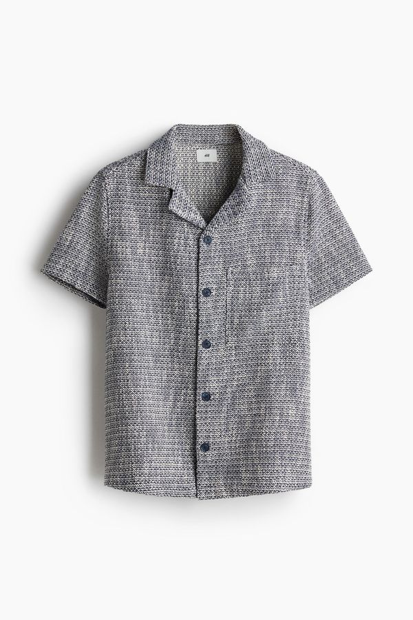 Camisa resort en tejido texturizado Regular Fit