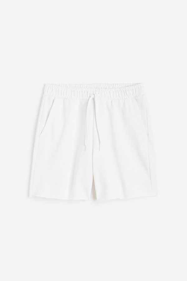 Shorts de buzo con bordado