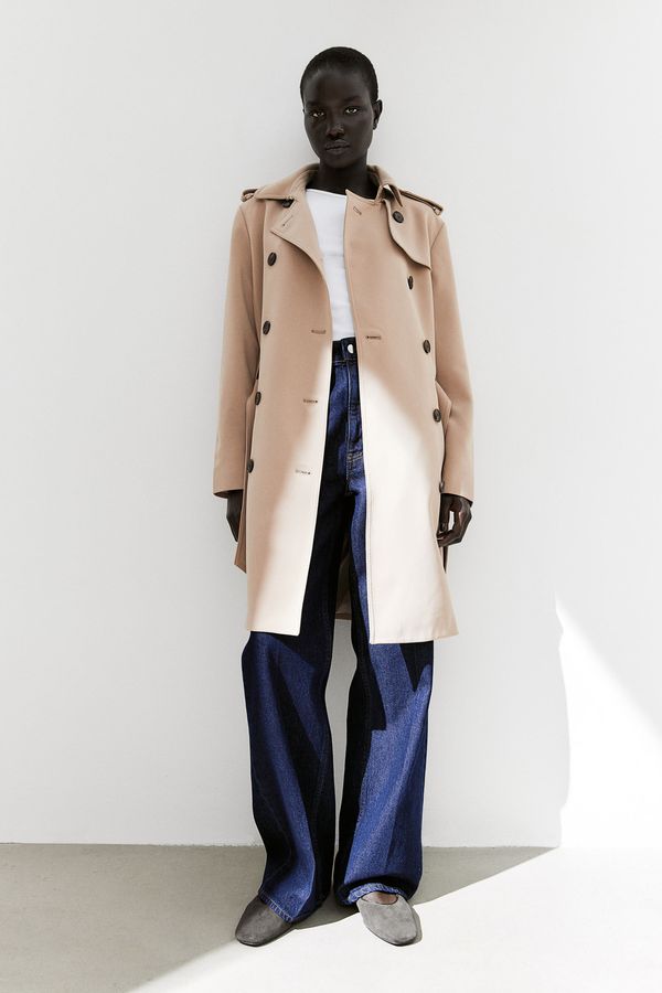 Trenchcoat de doble botonadura