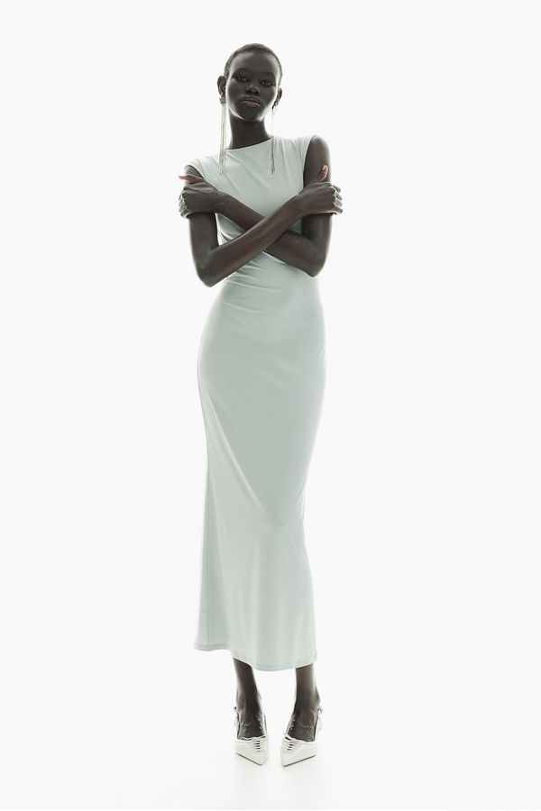 Vestido bodycon con falda sirena