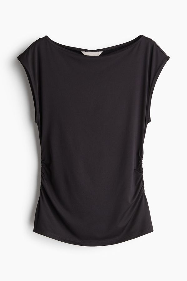 Top con cuello bote
