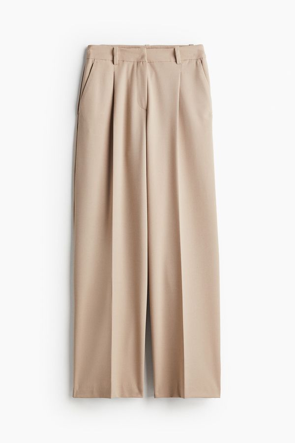 Pantalón amplio