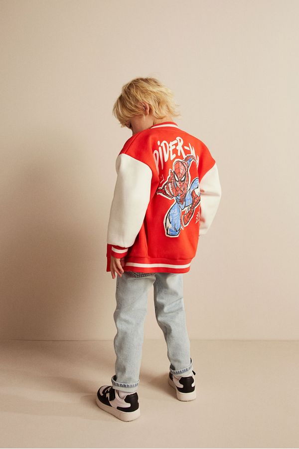 Chaqueta de baseball oversize con estampado