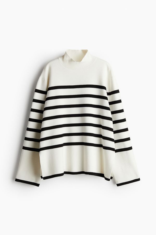 Sweater de punto con cuello alto