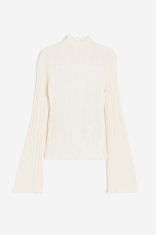 Top acanalado con cuello alto