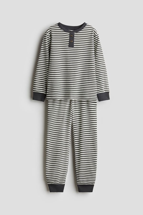Pijama estampado de algodón