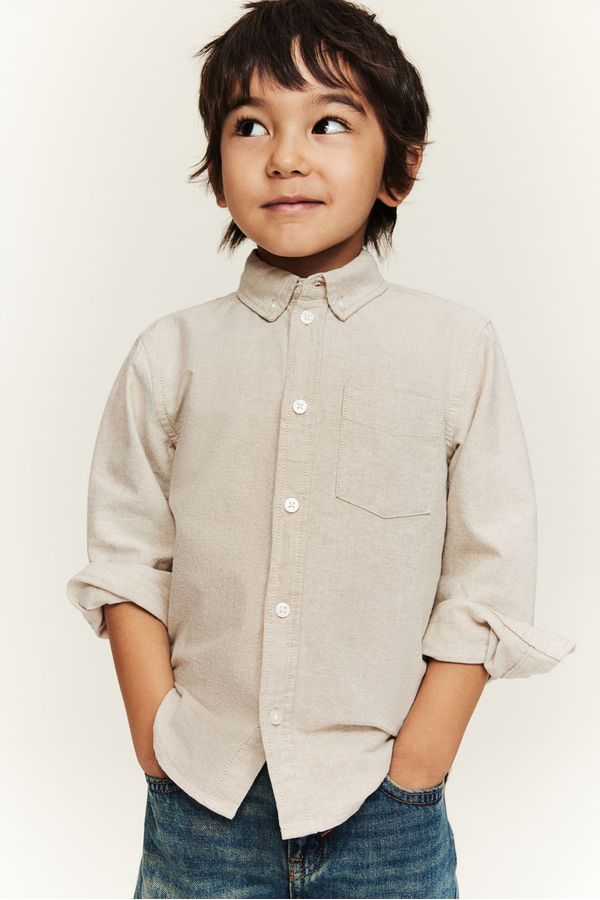 Camisa de algodón con cuello clásico