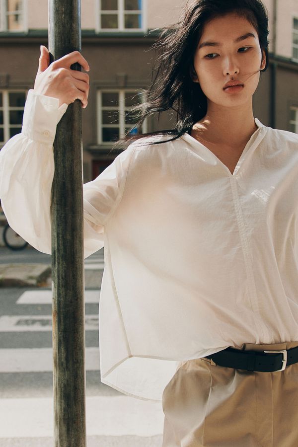 Blusa con mangas globo