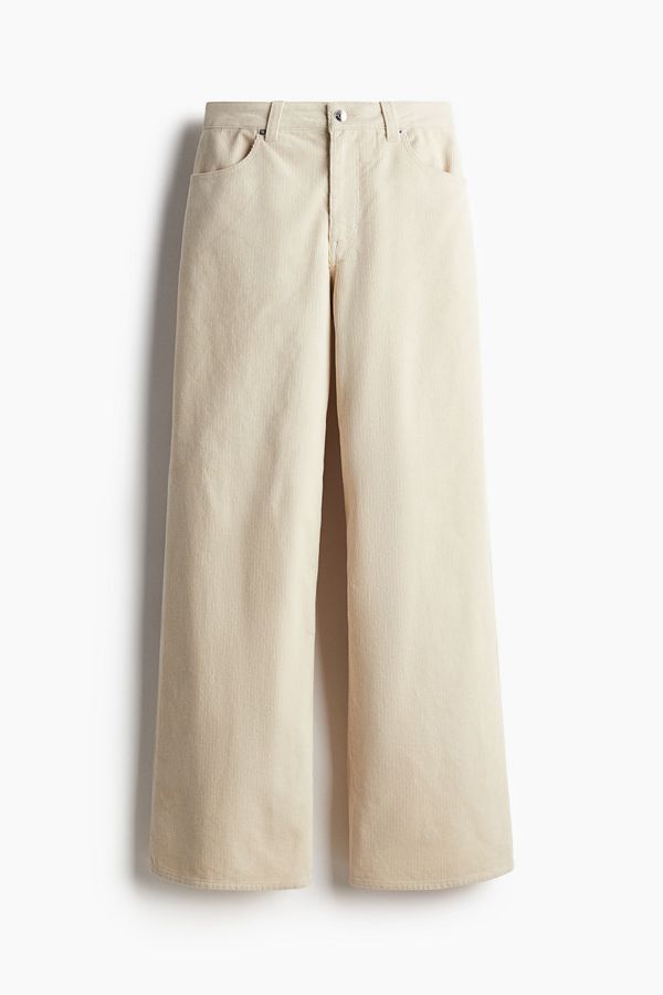 Pantalón amplio de cotelé