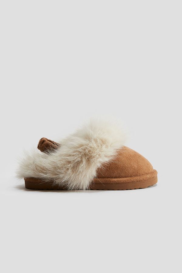 Pantuflas con forro efecto peludo