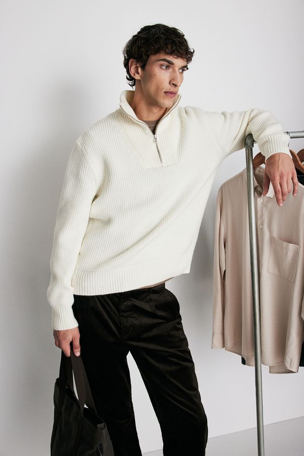 Sweater con medio cierre Regular Fit