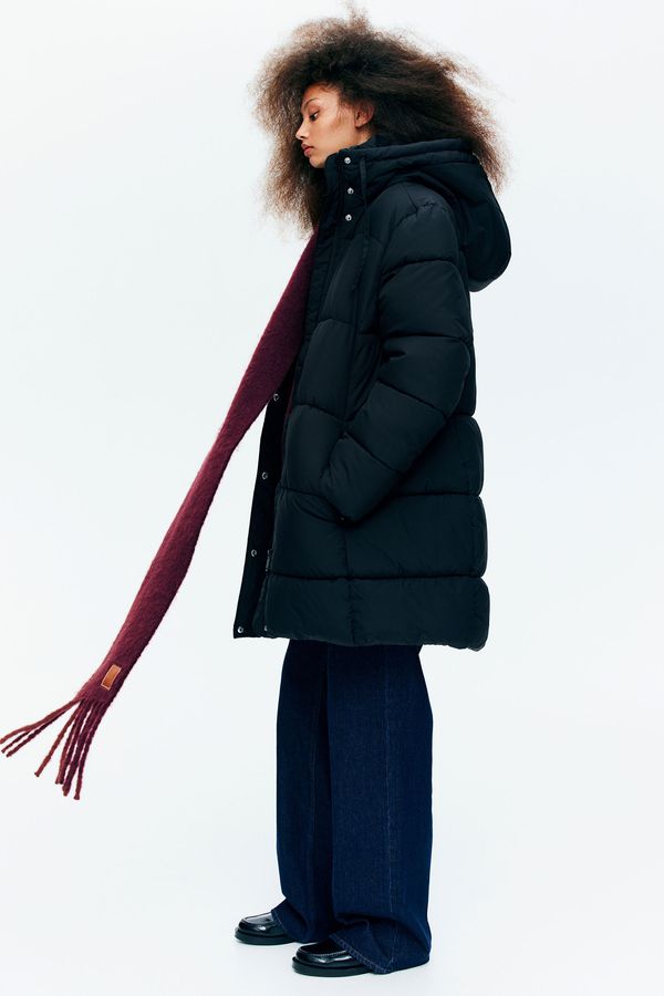 Parka puffy con capucha