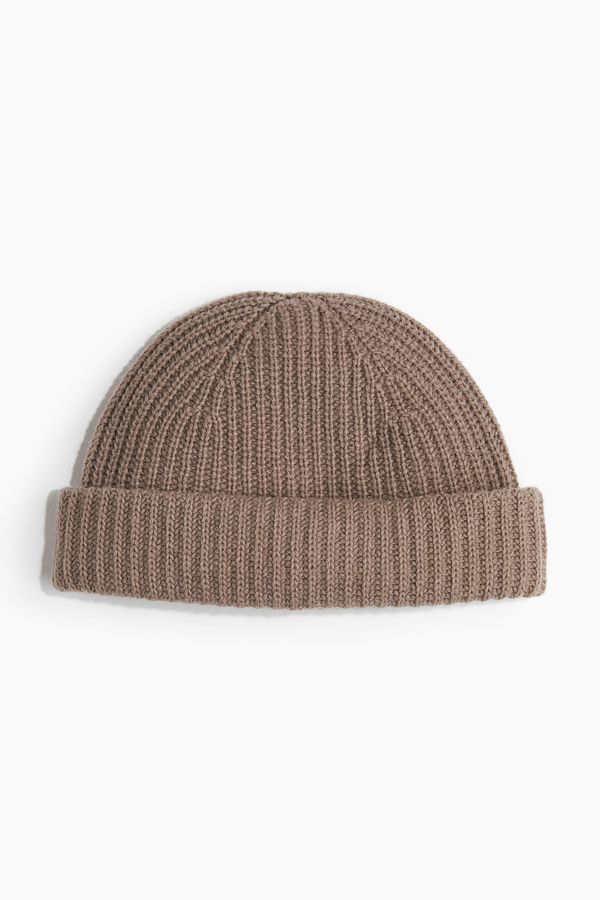 Gorro en punto acanalado de mezcla de lana