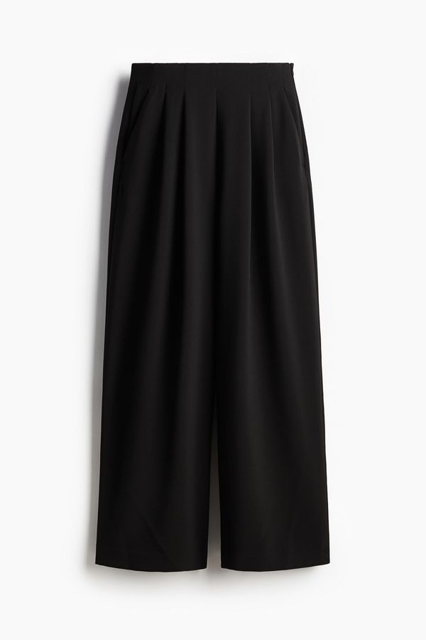 Pantalón amplio