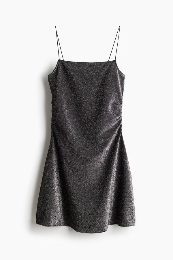 Vestido de tirantes fruncido