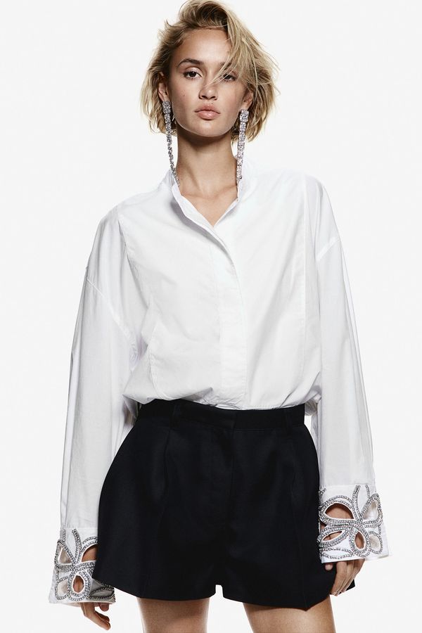 Camisa de esmoquin con detalle de strass