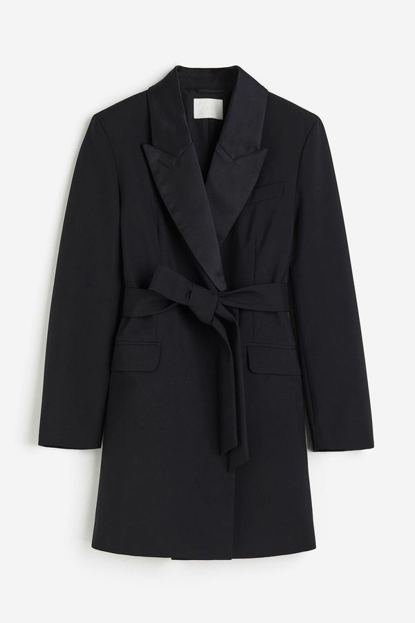 Blazer cruzado con cinturón de anudar