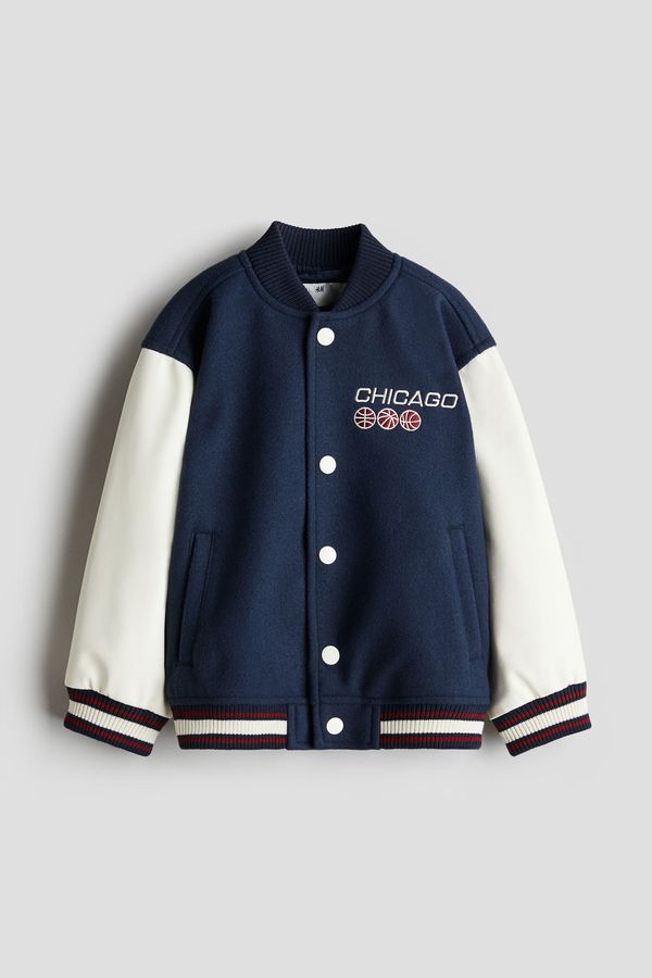 Chaqueta de baseball acolchada
