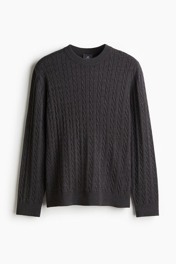 Sweater en punto trenzado Regular Fit