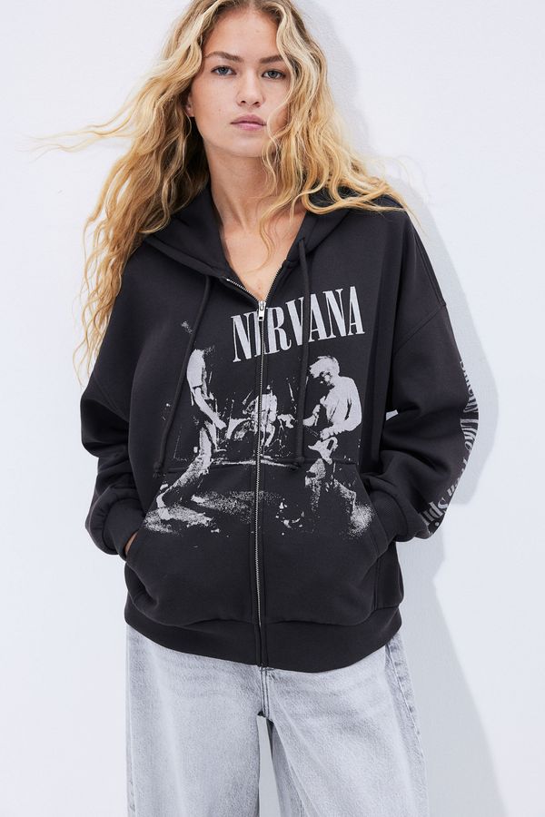 Polerón hoodie oversize con cierre y motivo