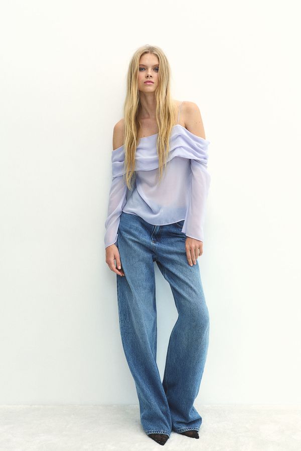 Top off-the-shoulder en gasa