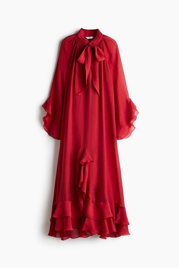 Vestido de vuelos con lazada