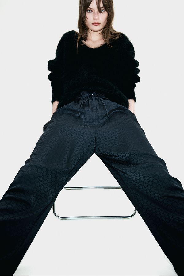Pantalón amplio con cordón de ajuste