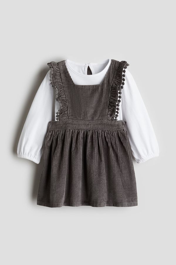 Conjunto de vestido y polera