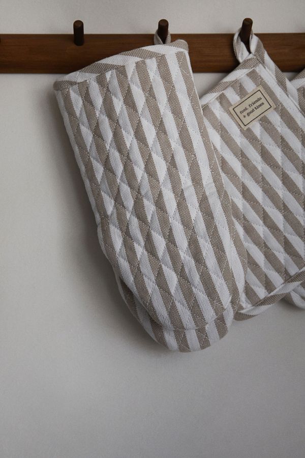 Guante de cocina con estampado a rayas
