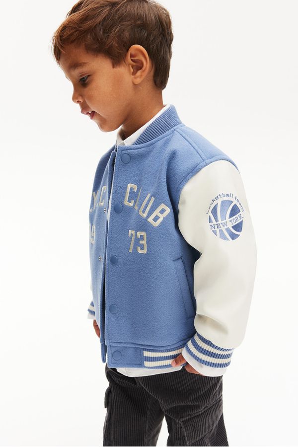 Chaqueta de baseball acolchada