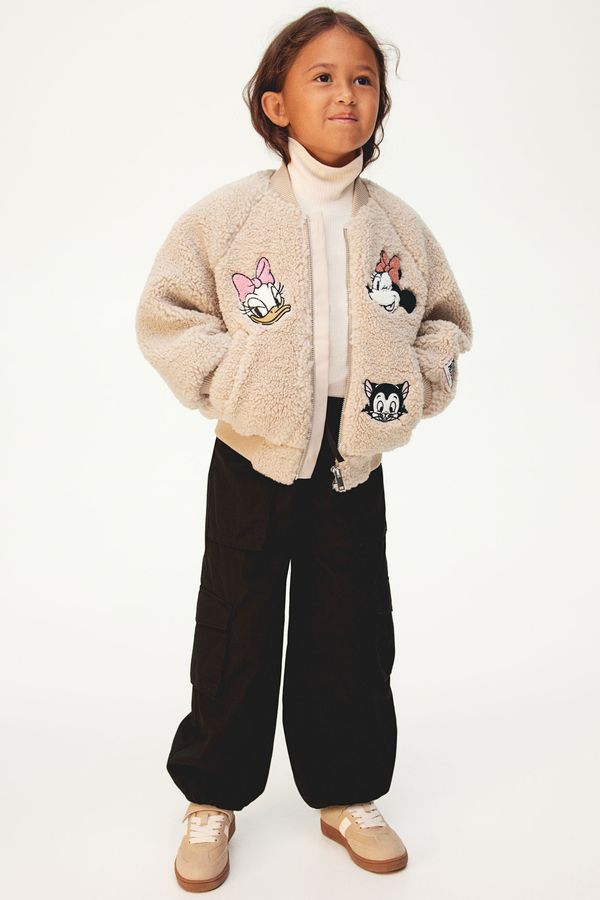 Chaqueta bomber de chiporro con aplicaciones