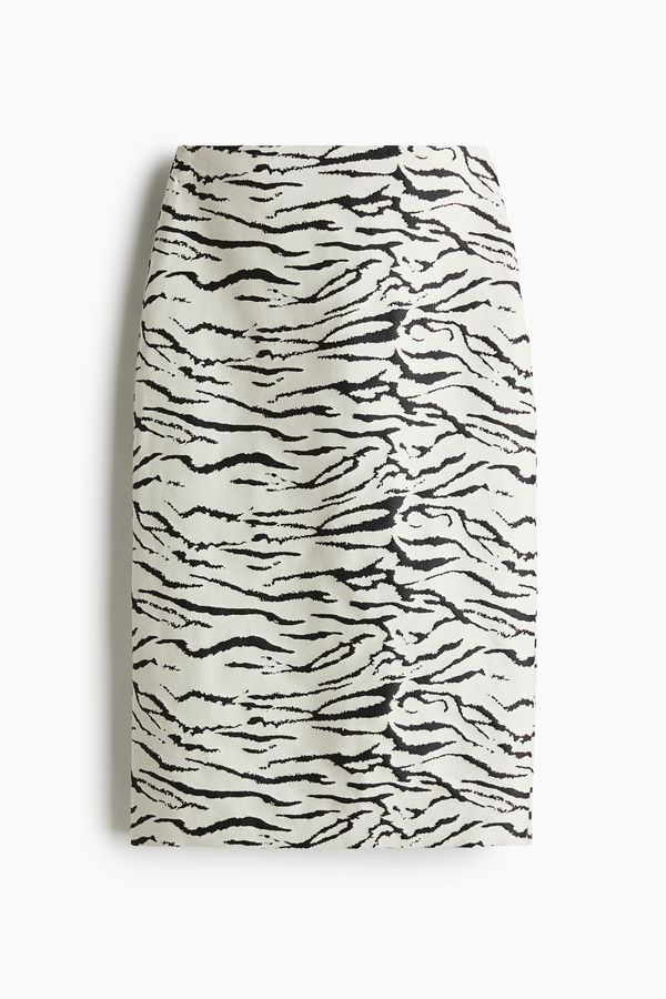 Falda en tejido jacquard