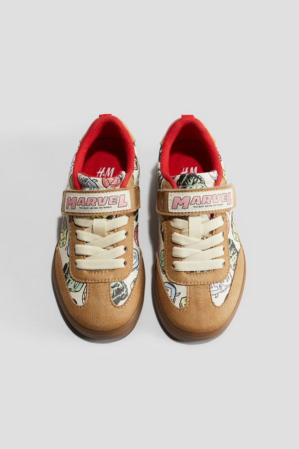 Zapatillas estampadas