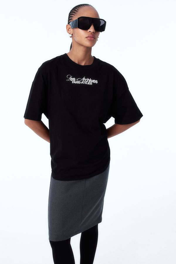 Polera oversize con motivo