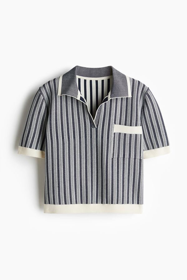 Polera polo en punto acanalado