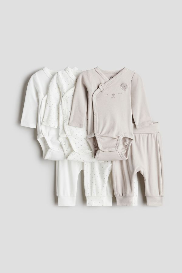 Conjunto de 3 bodies y 3 pantalones
