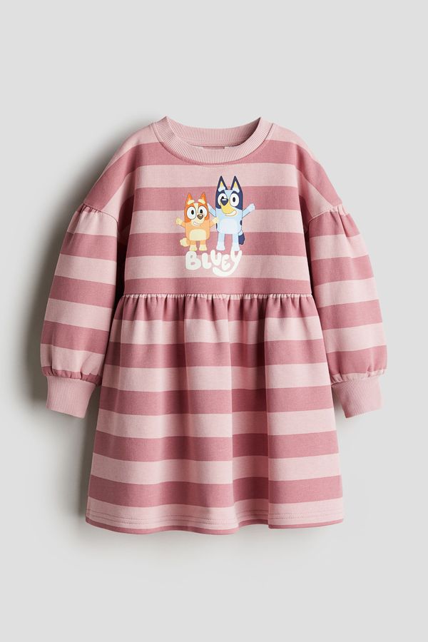 Vestido polerón estampado