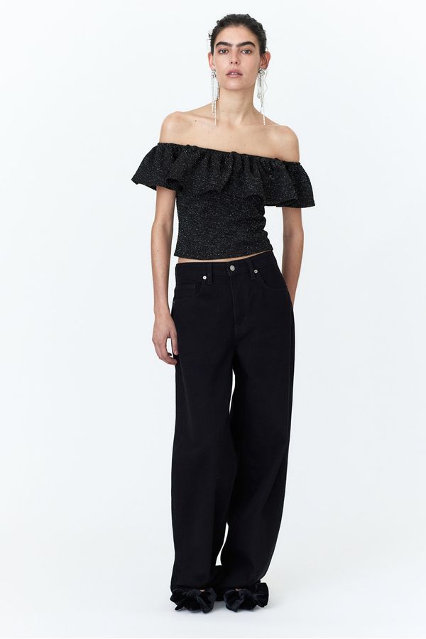 Top off-the-shoulder con brillo