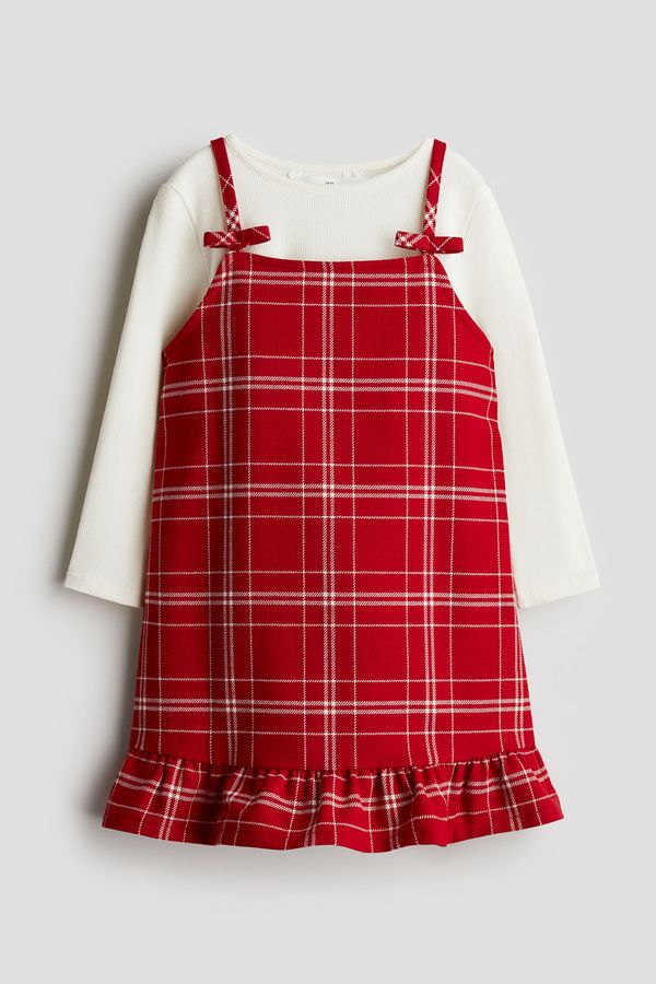 Conjunto de vestido y polera