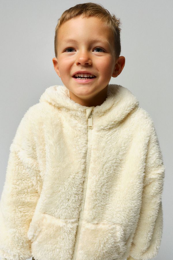 Polerón hoodie efecto peludo con cierre