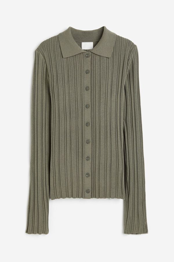 Top en punto acanalado con cuello