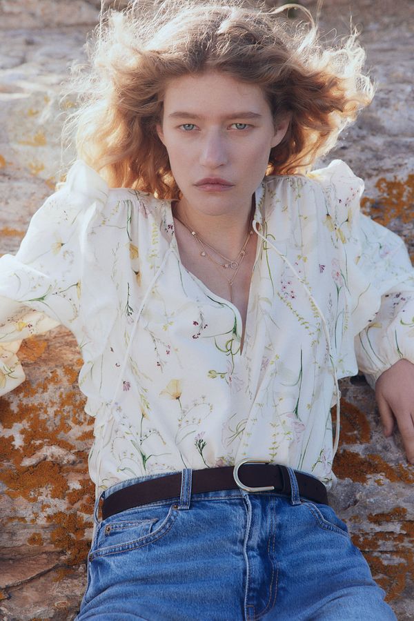 Blusa de vuelos