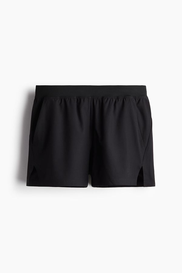 Shorts deportivo extracorto con DryMove™