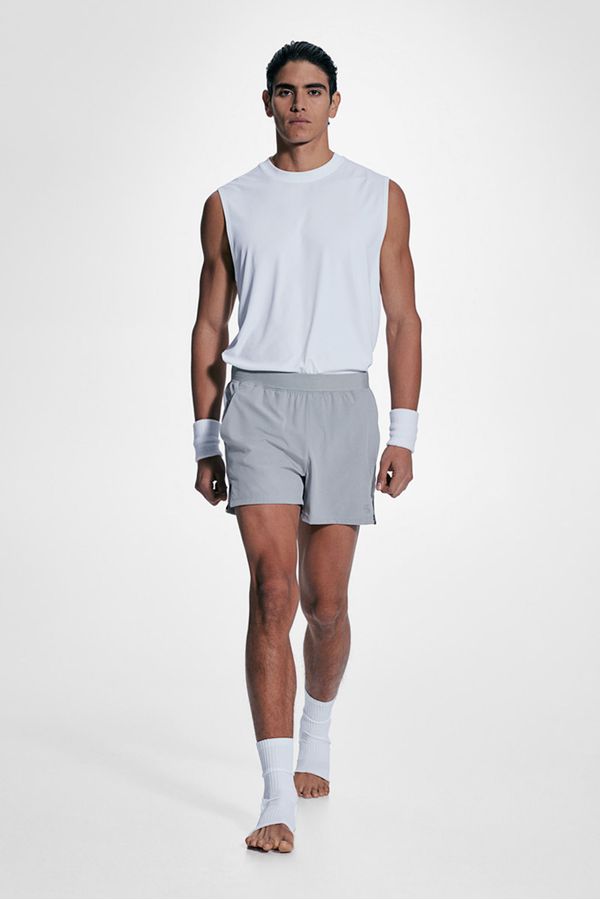Shorts deportivo extracorto con DryMove™