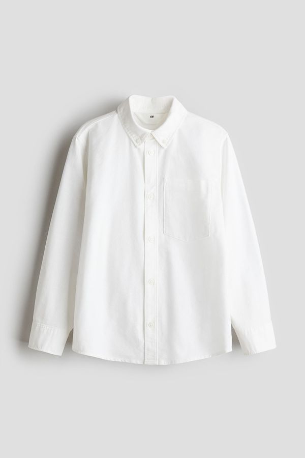 Camisa de algodón con cuello clásico